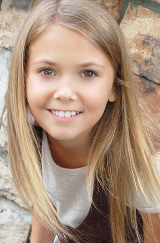 File:Carly 2.png