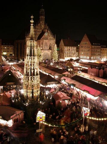 Datei:Christkindlesmarkt nuernberg.jpg