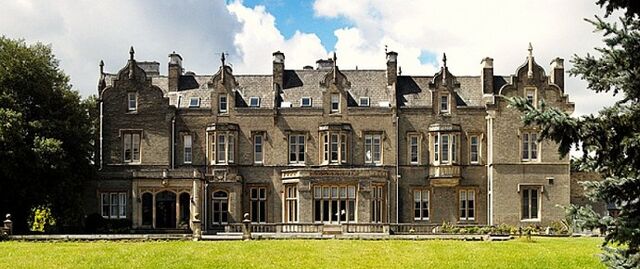 File:Winterfell Manor.jpg