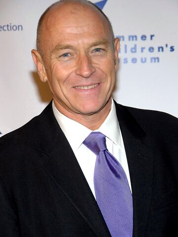 File:CorbinBernsen.jpg
