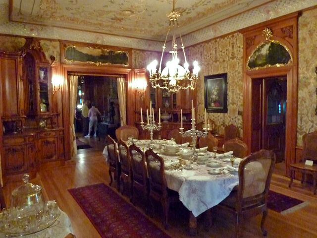 File:Dining room.jpg