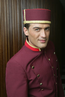 File:Roberts the bellhop.jpg