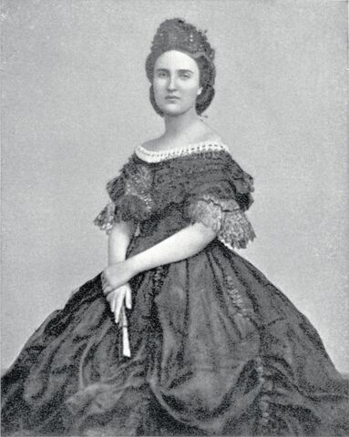Plik:CharlotteKaiserin vonMexiko(Photographie).jpg
