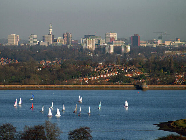 Plik:Birmskyline.jpg