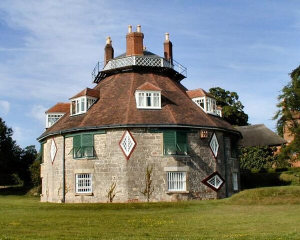 Plik:A la Ronde, Exmouth.jpg
