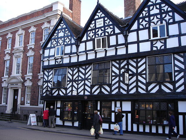 Plik:800px-Tudorcafe.jpg