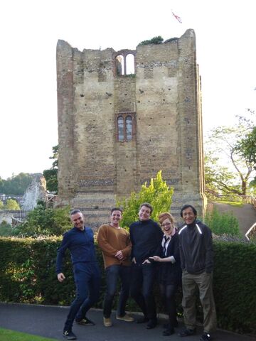 File:TheWigglesandJeffatGuildfordCastle.jpg