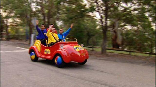 File:TheNonrealisticWigglesinHereComestheBigRedCar.jpg