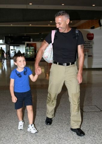 File:Sydneyairport2012.jpg