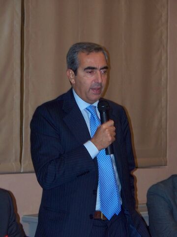 File:Masurizio Gasparri - 2008.jpg