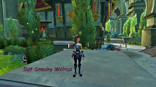 File:Sneaky-standing.jpg