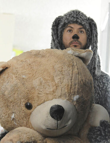 File:Bearandwilf.jpg