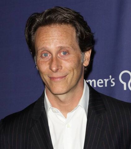 File:Steven-Weber-steven-weber-30711725-563-640.jpg
