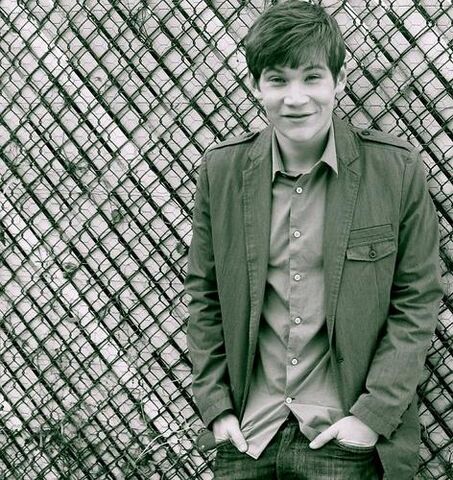 File:Sebastian Hearn .jpg