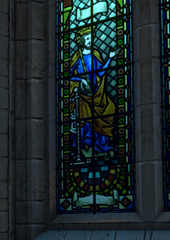 File:King on mirror.png