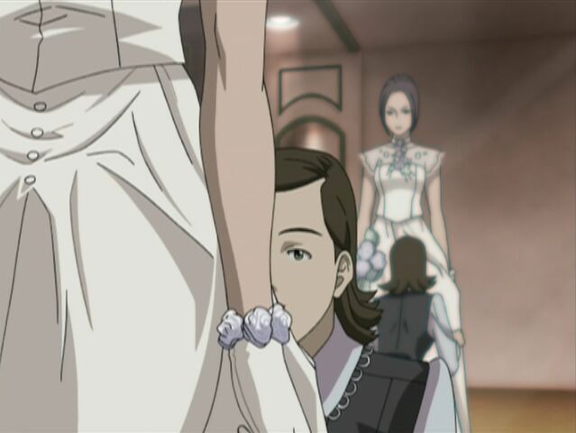 File:Nakamoto Wedding Gown.jpg