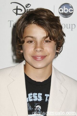 File:Jake t. austin 1980700-1-.jpg