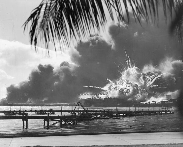 File:Pearl-harbor.jpg
