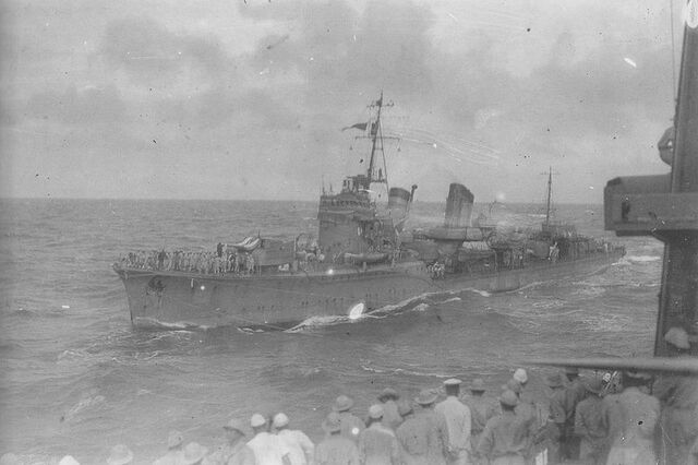 File:IJN Destroyer Hibiki.jpg