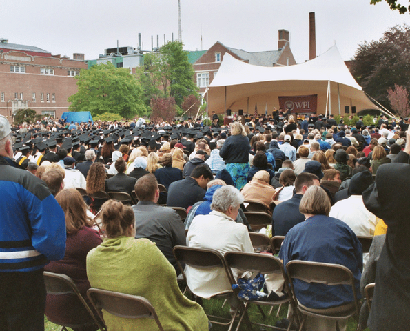 File:Grad2004.png