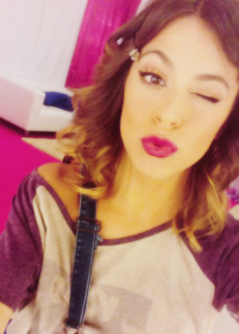 File:Tumblr mywpde3TU51seie76o1 500.png