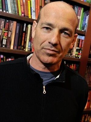 File:Howard Gordon.jpg
