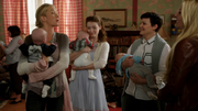 4x07 Mothers.png
