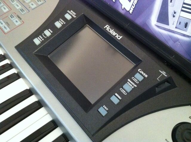 File:Roland-e-60-415097.jpg