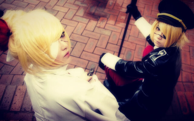 File:からくりバーストコスプレ.jpg