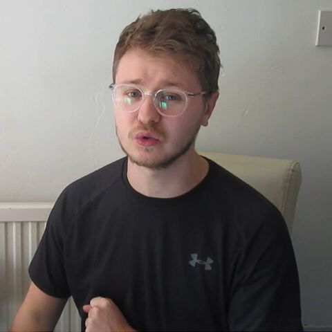 File:Mikeisnotsosmooth.jpg