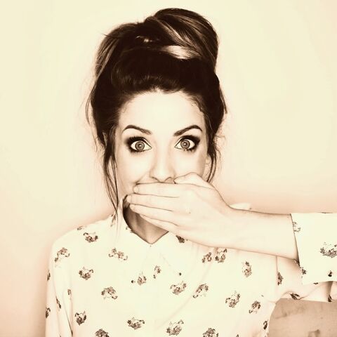 File:Zoella.jpg