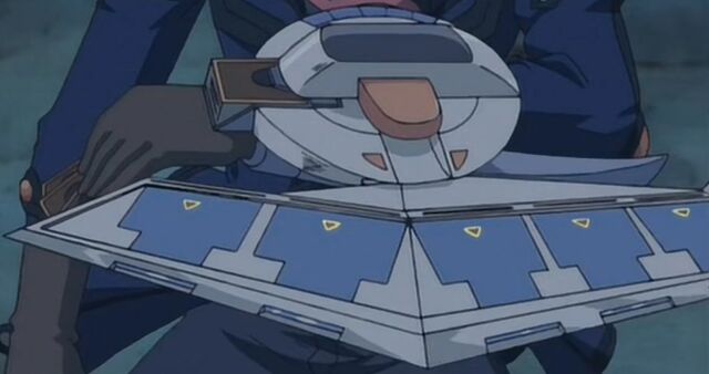 File:Yusei Duel Disk.jpg