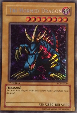 File:TriHornedDragon-LOB-EU-ScR-1E.png
