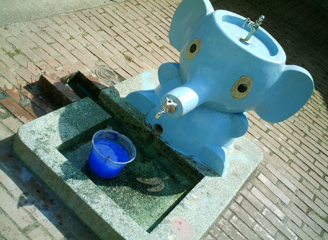 File:Seeing Pink Elephants.png
