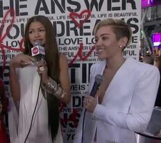 Mileyandzendaya1