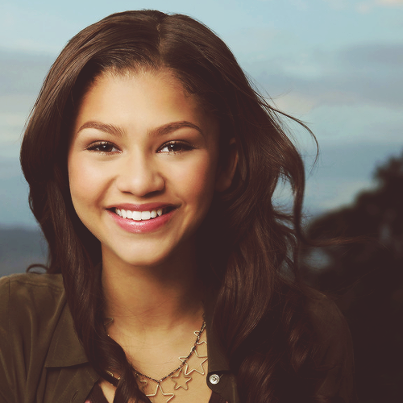 File:Linda Zendaya.png