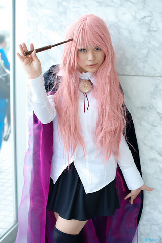 File:CosplayLouise5.jpg