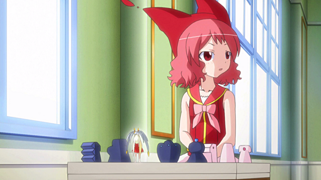 File:Bahamut distracted while playing.png