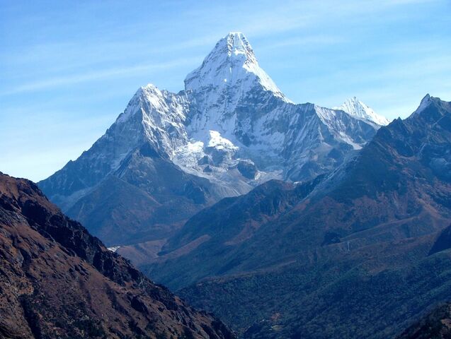 File:Mountains.jpg