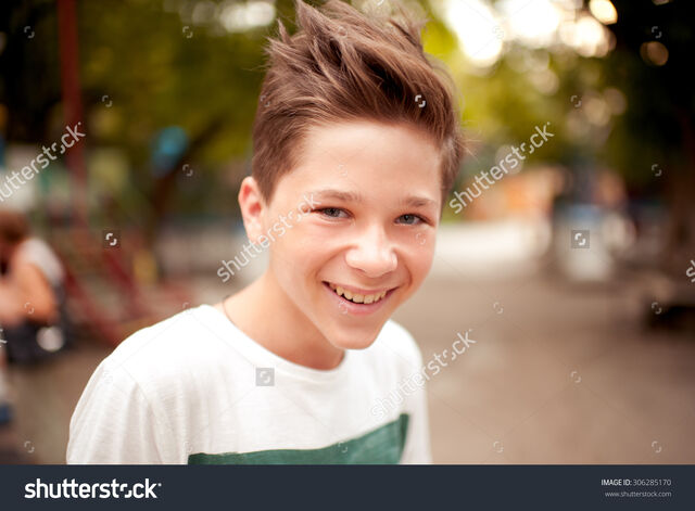 File:Ran Laughing.jpg
